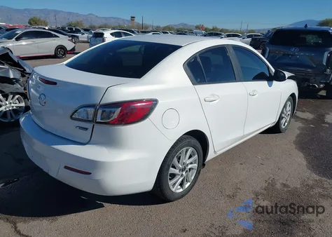 2013 Mazda Mazda3 I Touring z USA, uszkodzony, nr VIN JM1BL1V8XD1710799